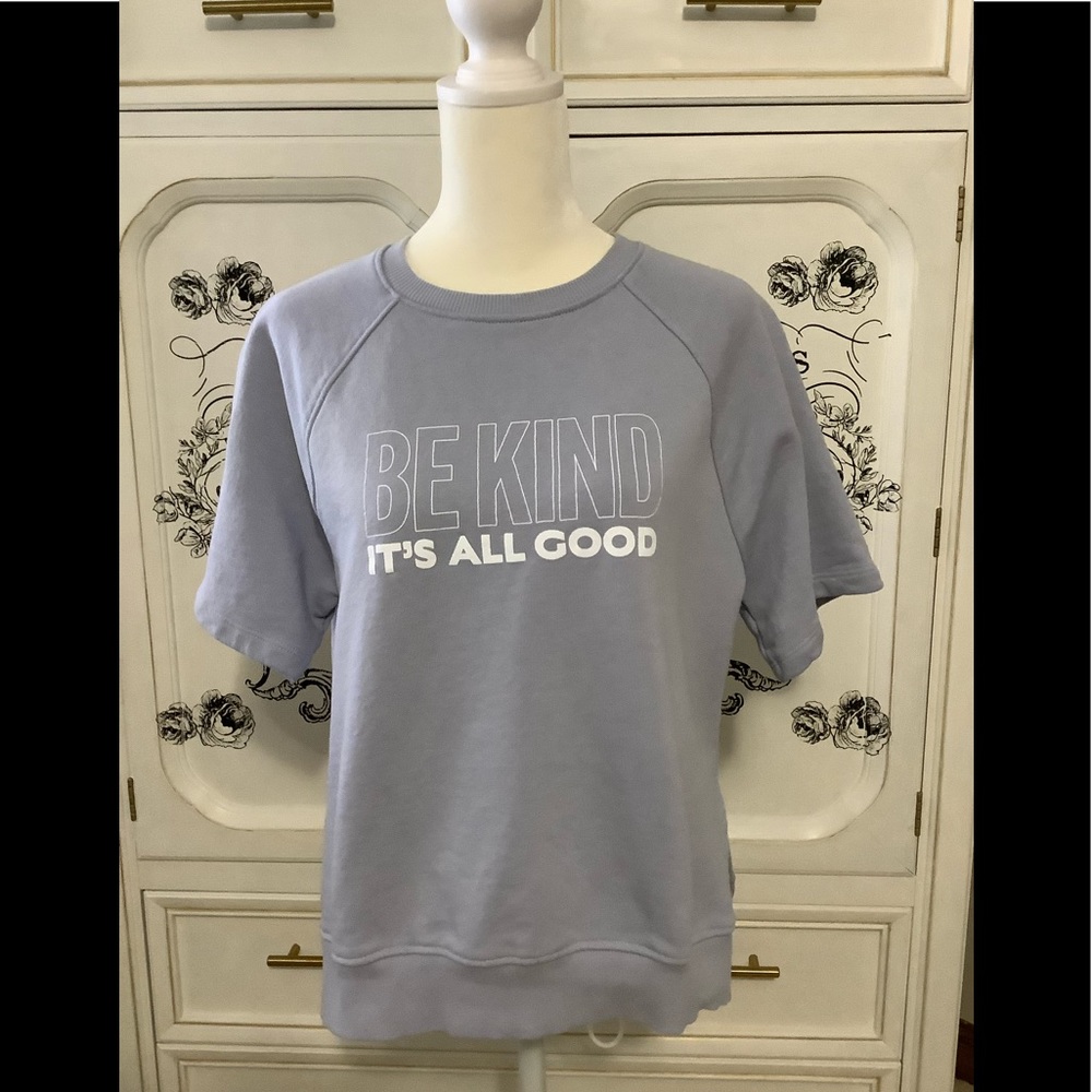 H&M light purple sweatshirt